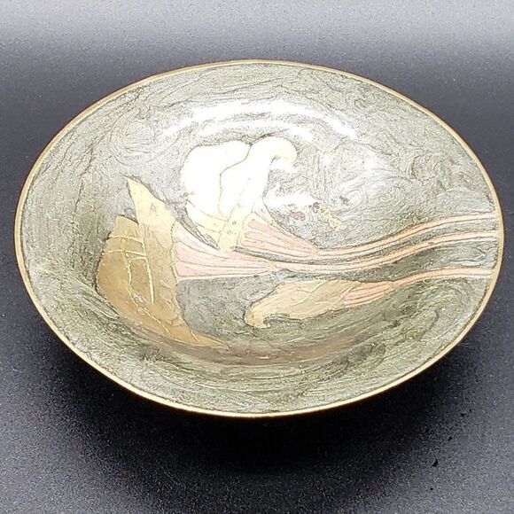 Rosenthal Netter Vintage 1970s Enameled Lily Flowers Brass 5.5" Pedestal Bowl - Picture 6 of 12